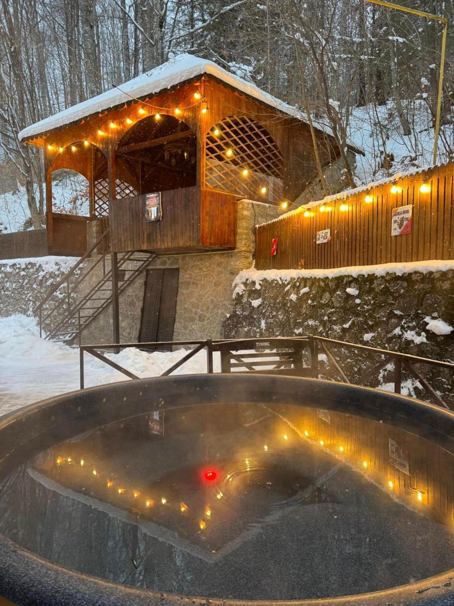 Hotel Gâlma Moroeni Dış mekan fotoğraf